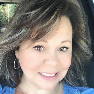 Meet your Posher, Valerie